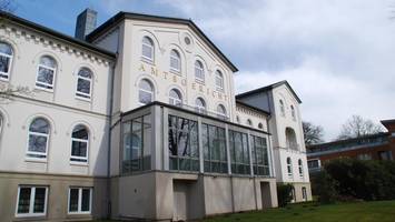 gericht ist jetzt ein denkmal – und wird trotzdem geschlossen