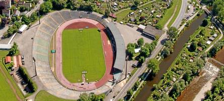 das rosenaustadion ist das größte amateurfußballstadion deutschlands