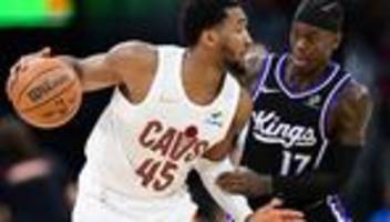 Basketball-Transfer: Berichte: Dennis Schröder wechselt schon wieder