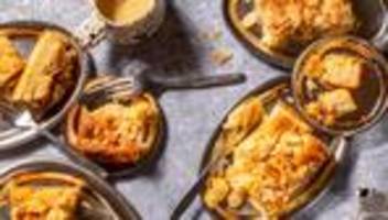 Butterkuchen mit Äpfeln und brauner Butter: Doch, da sind auch Äpfel drin!