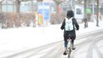 DWD: Deutscher Wetterdienst warnt vor Glatteis und strengem Frost