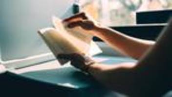 logopädin: es macht mich traurig, dass es für eigentum nicht reicht