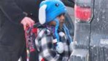 us-einwanderungsbehörde ice: fünfjähriger und dessen vater nach ice-gewahrsam wieder frei