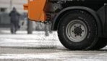 verkehr: streuwagen verliert in mechernich Öl – straßen gesperrt