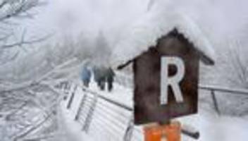 Wintersport: Rennsteig-Skiwanderweg fast durchgängig befahrbar