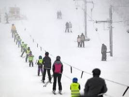 700 meter pisten am sahnehang: in nrw steht ganzes skigebiet zum verkauf
