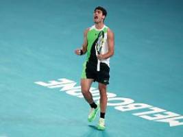 Djokovics Traum zerplatzt: Alcaraz schreibt bei Australian Open Tennis-Geschichte