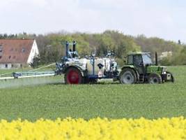 Großteil der Böden verunreinigt: Studie sieht Europas Pestizid-Einsatz auf riskantem Kurs