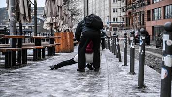 BSR rückt zur Glatteis-Bekämpfung aus – Grundstücksbesitzern droht jetzt Ärger