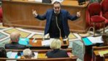 frankreich: frankreich beschließt haushalt nach gescheiterten misstrauenvoten