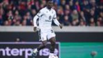 Fußball-Bundesliga: VfL Wolfsburg holt zwei neue Abwehrspieler