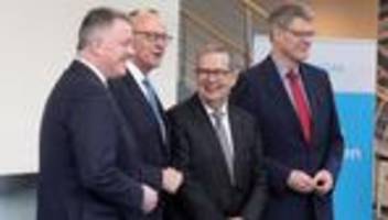 Unternehmen: Merz besucht neuen Technologie-Campus von Niedax