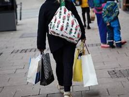 zuwachs trotz konjunkturflaute: umsatz des einzelhandels schrammt 2025 nur knapp an rekord vorbei