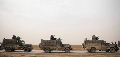 Syrien: Syrische Regierungstruppen rücken in Kurden-Hochburg ein