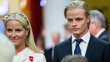 Kurz vor Prozessbeginn: Sohn von Mette-Marit erneut festgenommen