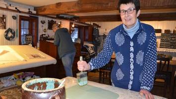 Stoffe in einzigartigem Blau: So etwas gibt es (fast) nur noch hier