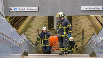 Junge Frau vor U-Bahn gezerrt: Innenbehörde Hamburg nennt neue Details