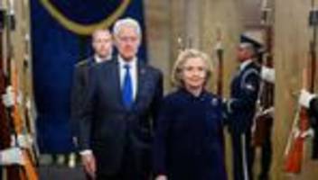 Affäre um Sexualstraftäter: Clintons in Epstein-Fall zu Aussage vor US-Kongress bereit