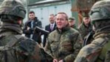 bundeswehr: pistorius: Über 40.000 fragebögen für wehrdienst versendet