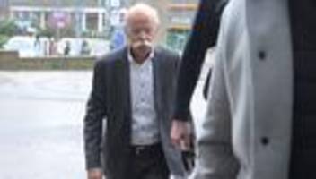 dieter zetsche: ex-daimler-chef weist als zeuge behauptung der kläger zurück