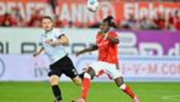 2. Fußball-Bundesliga: Doch noch Bewegung im FCM-Kader: Tachie kommt, Diawara geht