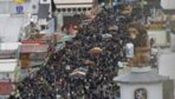 idee zur finanzierung: brauerpräsident: oktoberfest-besucher sollen eintritt zahlen