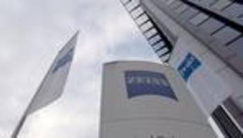 innovationen: allianz für die produktion von displays auf autoscheiben