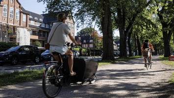 radverkehr in hamburg nimmt zu – während der autoverkehr rückläufig ist