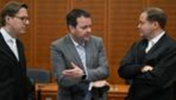 Bandenwerbung-Affäre: Viele Millionen zurück? Freispruch für Ex-DFB-Schatzmeister