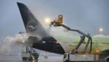 Verkehr: Flughafenbetrieb in Frankfurt startet normal