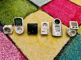 einstecken, geld sparen: strommessgeräte im test - bei welchem funkt es richtig?