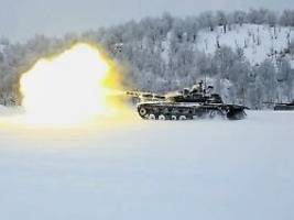 Neitzel über Gefahr durch Putin: Panzersperren in Berlin: Das wäre wirklich völlig übertrieben