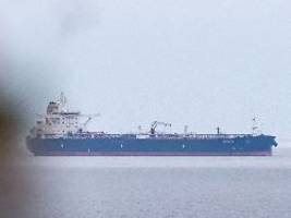 weiterer kunde könnte abspringen: russlands Öl- und gaseinnahmen nur noch halb so hoch wie januar 2025