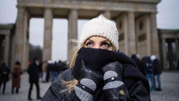 Skiunterwäsche & Fleece: So trotzen Gäste aus aller Welt der Wahnsinnskälte