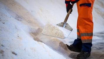 Glatteis: Kaufinteresse für Streusalz steigt um 4000 Prozent und auch der Preis