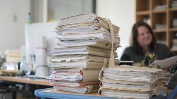 wegen personalmangel: hamburger müssen bis zu einem jahr auf erbschein warten