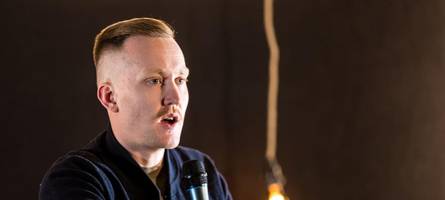 Trotz Unvereinbarkeitsbeschluss: Identitären-Chef ist offenbar AfD-Mitglied