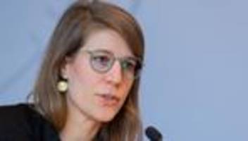 Debatte läuft weltweit: Ministerin Schäffer gegen Verbot sozialer Medien für Kinder