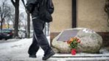 Gewalt gegen Frauen: Ermordet wegen ihres Lebensstils - Gedenken an Hatun Sürücü