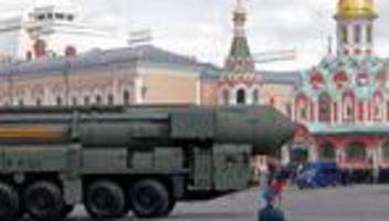 new-start-vertrag: atomarer abrüstungsvertrag zwischen russland und den usa ausgelaufen