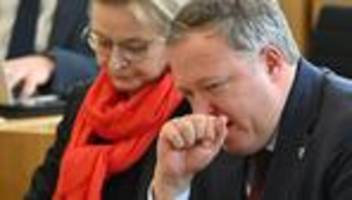 Parteien: Umfrage: CDU liegt weiter bei 24 Prozent