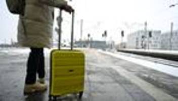 Schnee, Eis, Kälte: Zugausfälle und Verspätungen zwischen Hannover und Berlin