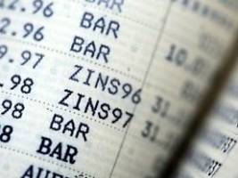 Vor dem EZB-Zinsentscheid : Bei Tages- und Festgeld ist für Sparer wieder mehr zu holen