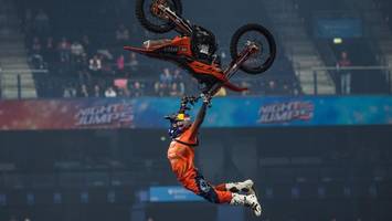 Nach viralem Stunt auf der Autobahn: Extremsport-Star will Berlin begeistern