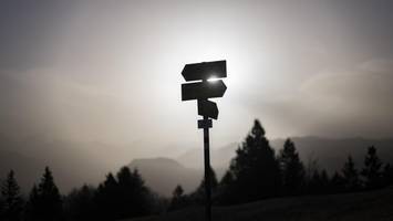 Blutschnee in Deutschland: Das steckt hinter dem seltenen Wetterphänomen