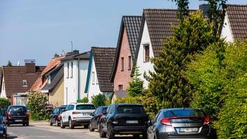 häuser und wohnungen: noch immer hohe wertverluste in hamburg seit spitzenjahr