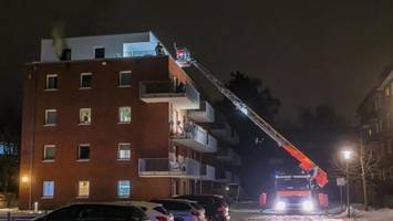 plastikmöbel brennen in dachetage – wohnung nicht mehr bewohnbar