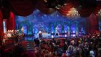 fernsehfasching: narrenalarm in veitshöchheim – und die politik zittert