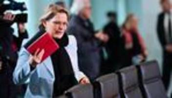 tödlicher angriff in bahn: bundesjustizministerin hubig prüft gesetz zum schutz von zugbegleitern