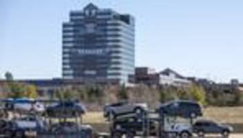 Elektromobilität: Opel-Mutterkonzern Stellantis meldet hohe Verluste